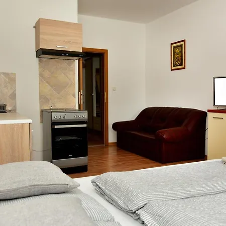 Guest house Oso Vrbov